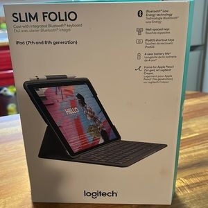 Logitech iPad (7th & 8th generation) case with integrated Bluetooth Keyboard